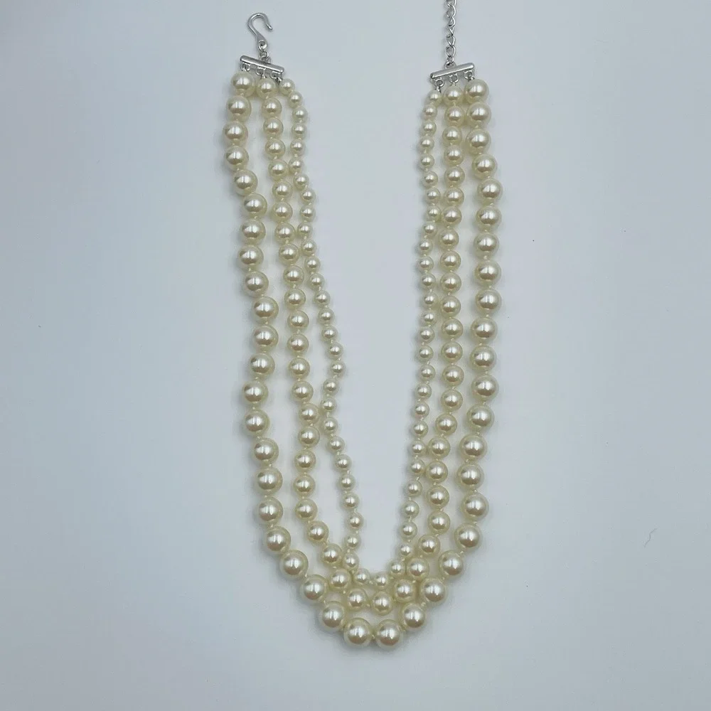 Carol Lee Triple Strand Faux Pearl Necklace‎ Ivory Silver Tone Heart Charm 16in
